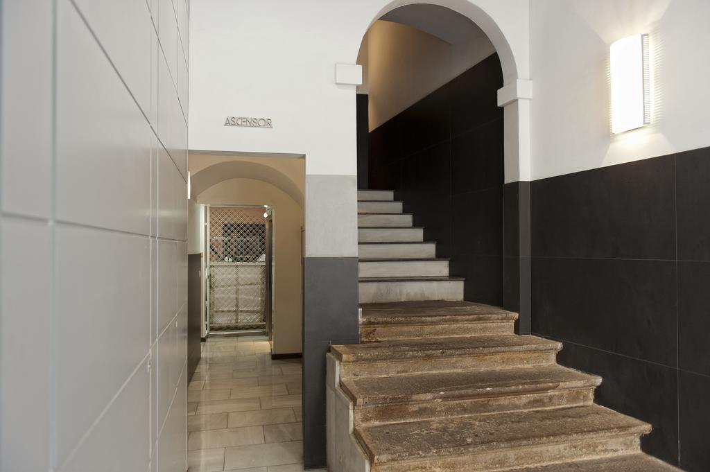 ברצלונה Mh Apartments Liceo מראה חיצוני תמונה