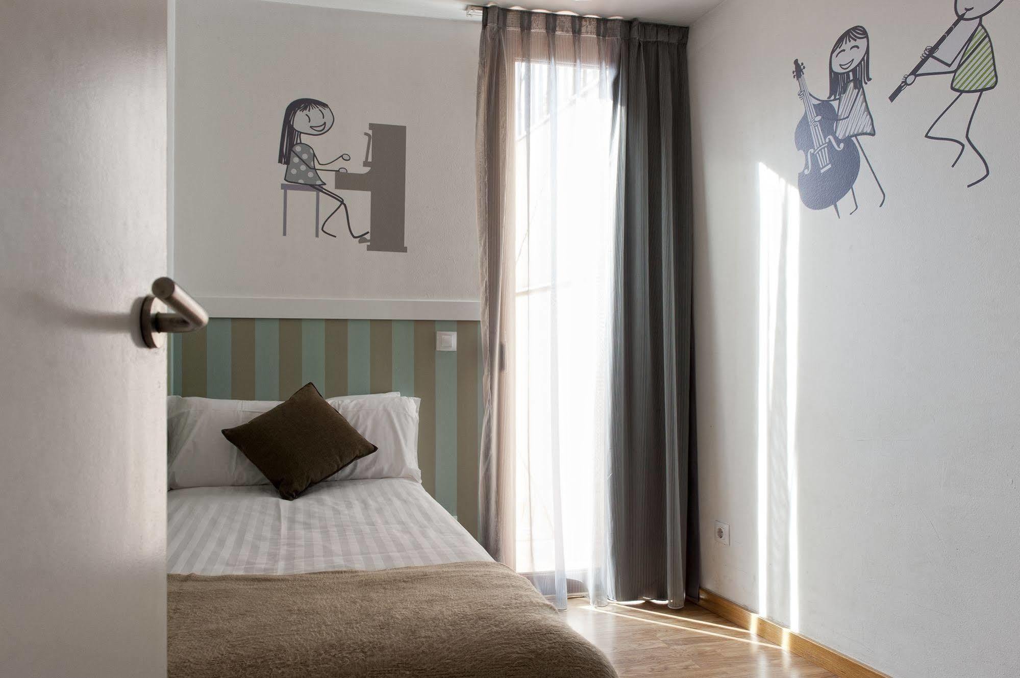 ברצלונה Mh Apartments Liceo מראה חיצוני תמונה