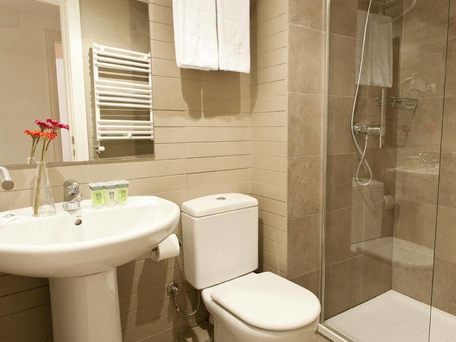 ברצלונה Mh Apartments Liceo מראה חיצוני תמונה