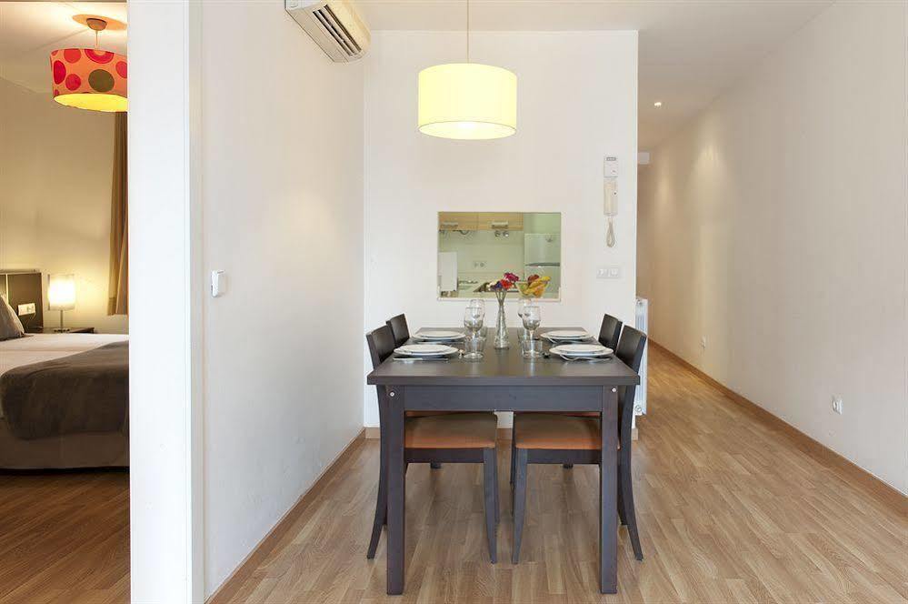 ברצלונה Mh Apartments Liceo מראה חיצוני תמונה